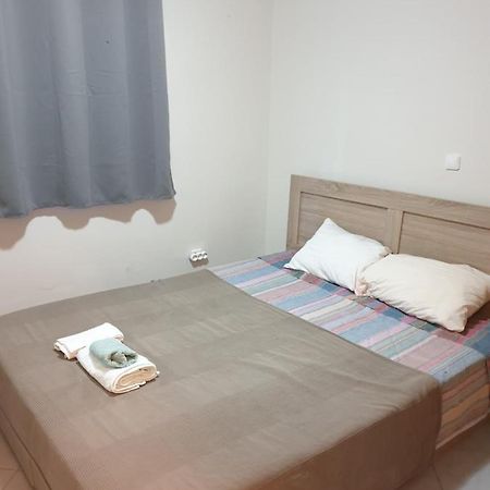 Varkiza Cozy Seaside Apartment Vári Buitenkant foto