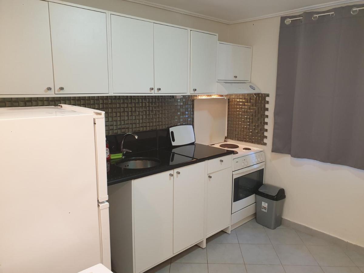 Varkiza Cozy Seaside Apartment Vári Buitenkant foto